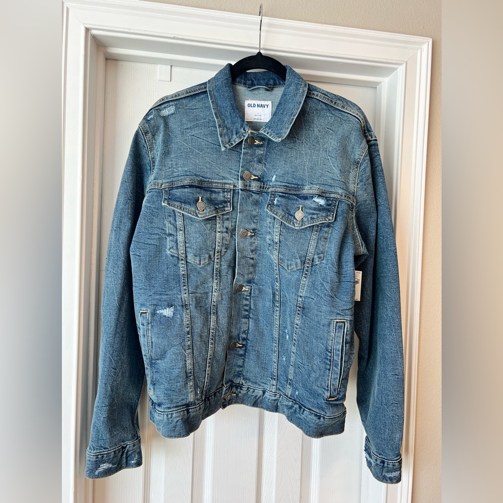 NWT- Mens Old Navy Distressed Jean Jacket Size L